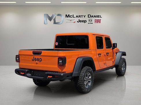 New 2025 Jeep Gladiator Mojave w/ Steel Bumper Group image 5