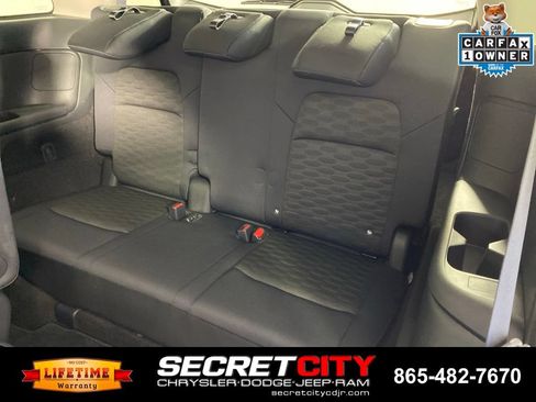 Used 2024 Nissan Pathfinder SV w/ SV Premium Package AWD/4WD image 25