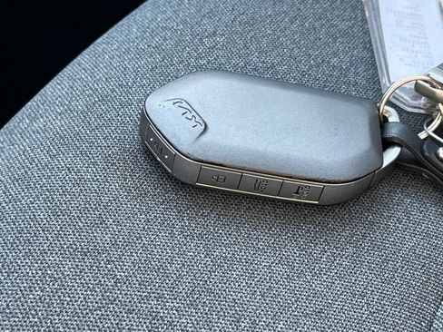 Used 2025 Kia K4 FWD image 20