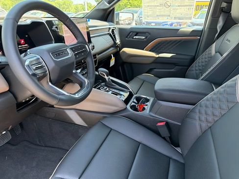 New 2026 GMC Canyon Denali AWD/4WD image 17