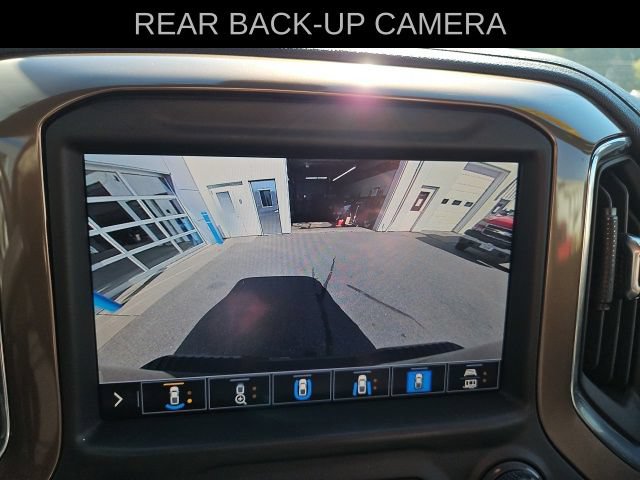 Used 2021 Chevrolet Silverado 3500 High Country AWD/4WD image 23