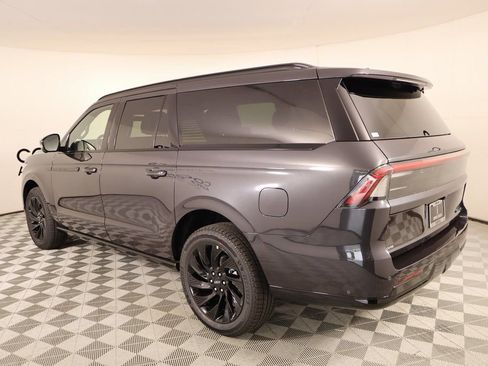 New 2025 Lincoln Navigator L Reserve w/ Jet Appearance Package image 24