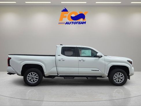New 2026 Toyota Tacoma SR5 AWD/4WD image 5