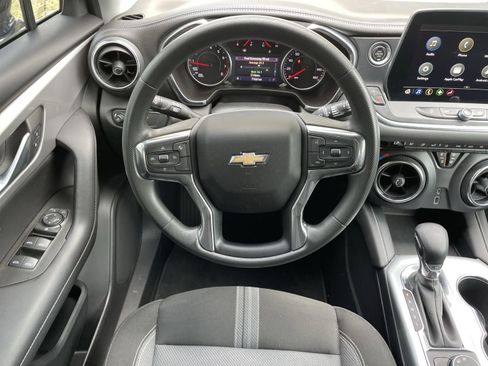 Used 2023 Chevrolet Blazer LT image 13