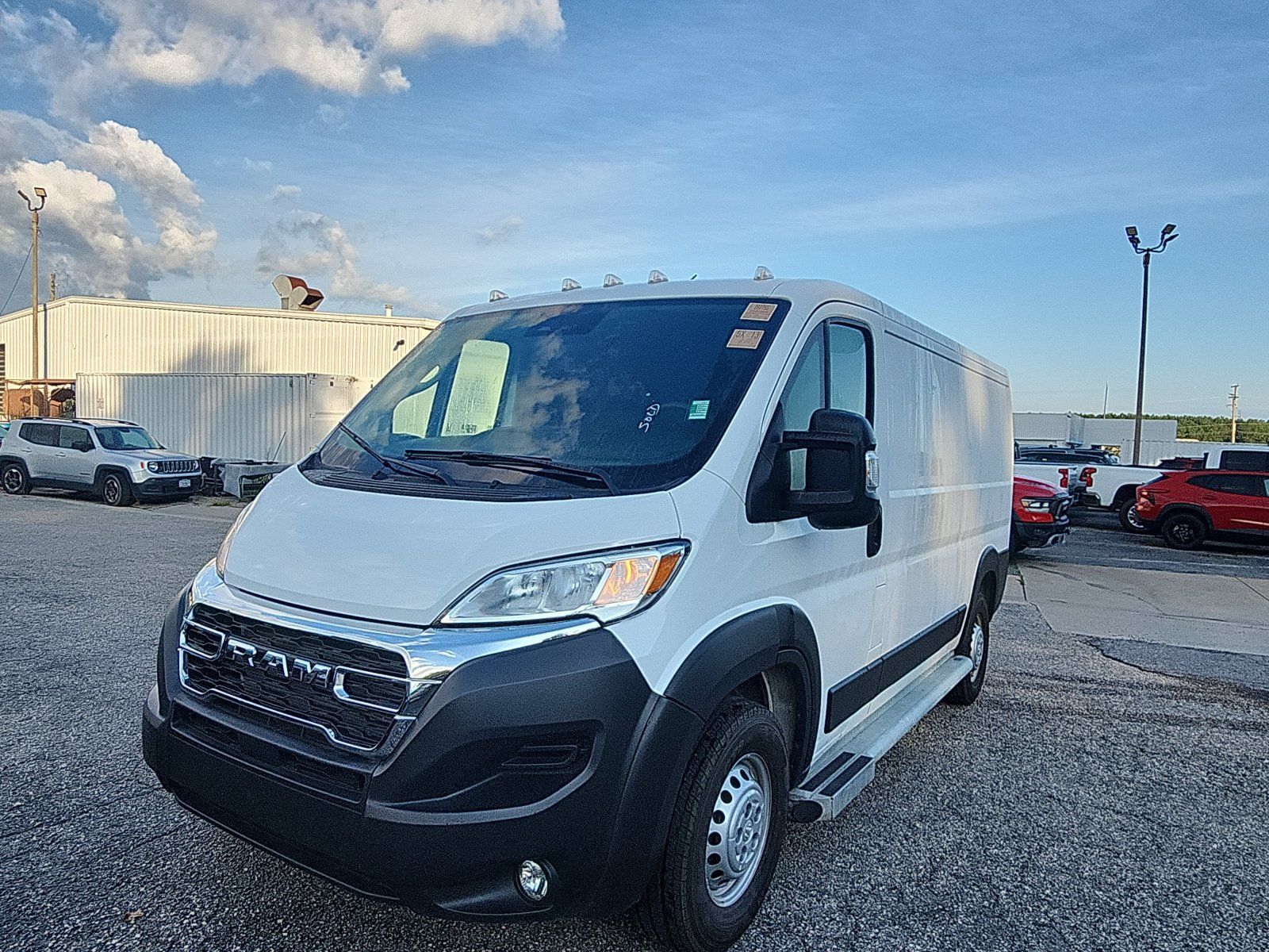 Used 2025 RAM ProMaster 2500 w/ U-Haul Equipment Group FWD image 1