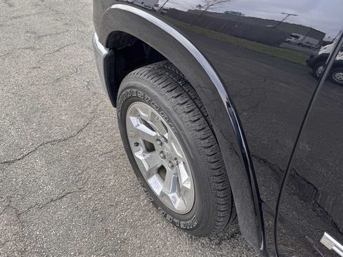 Used 2025 RAM 1500 Big Horn AWD/4WD image 8