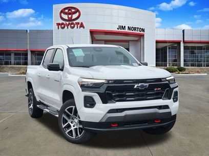 Used 2023 Chevrolet Colorado Z71 w/ Z71 Convenience Package 2