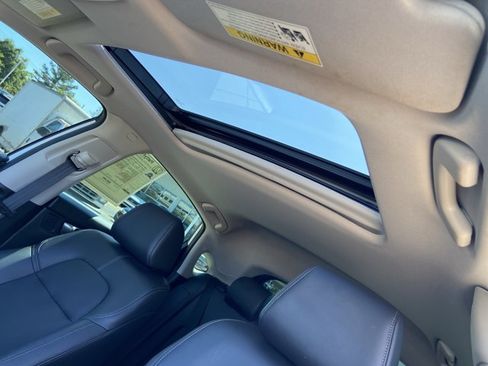Used 2023 Honda Civic EX-L image 29
