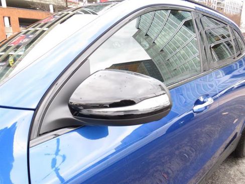 Used 2025 Mercedes-Benz GLA 250 4MATIC image 26