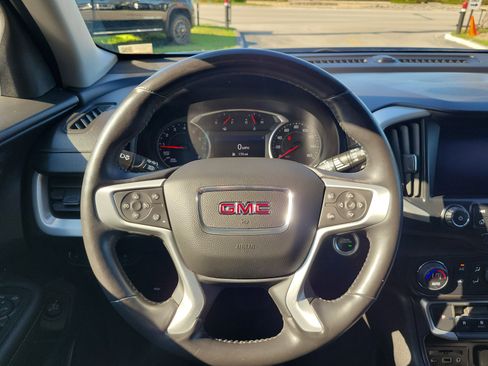 Used 2022 GMC Terrain SLT FWD image 19