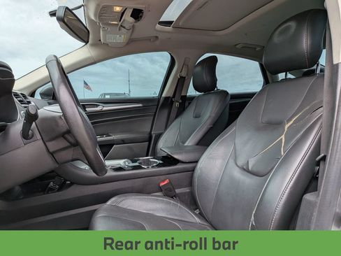 Used 2014 Ford Fusion Titanium FWD image 31