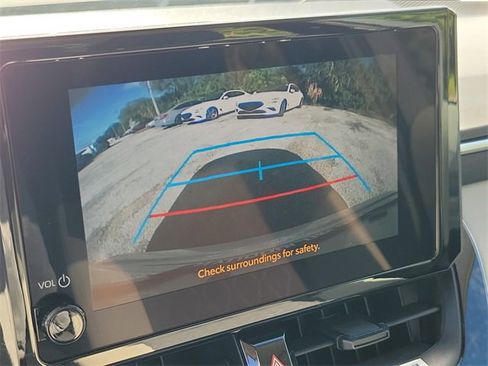 Used 2024 Toyota Corolla LE image 25