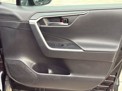 Used 2024 Toyota RAV4 Adventure image 33