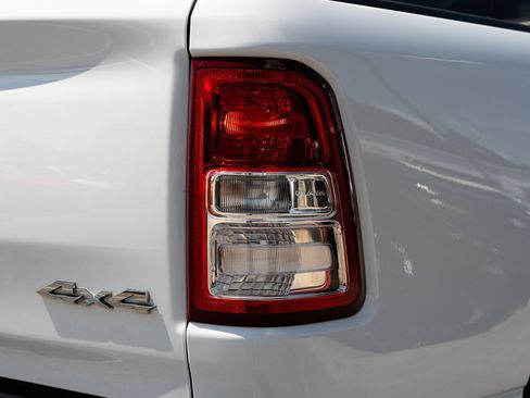 Used 2021 RAM 1500 Big Horn AWD/4WD image 14