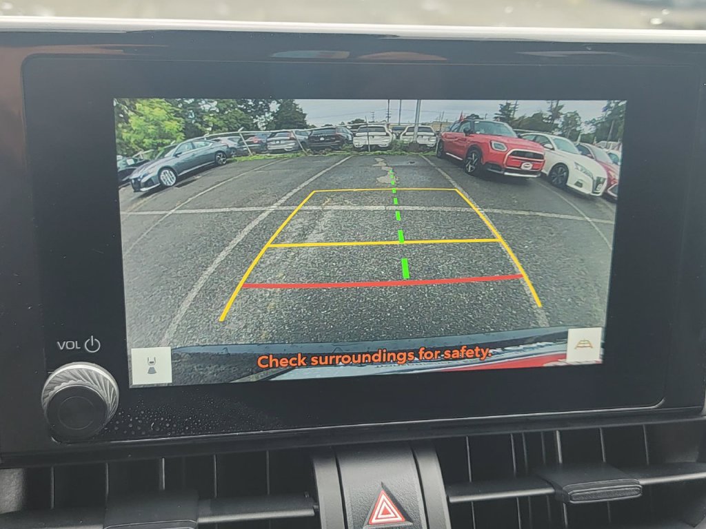 Used 2025 Toyota RAV4 XLE AWD/4WD image 38