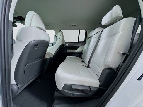 New 2026 Hyundai Santa Fe SE FWD image 36