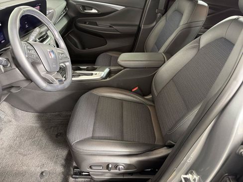 Used 2025 Buick Envista Preferred w/ Convenience I Package FWD image 7
