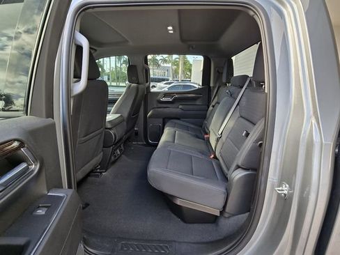 Used 2023 GMC Sierra 1500 Elevation image 15