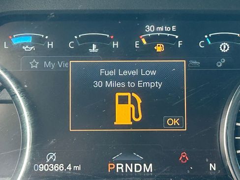 Used 2020 Ford F150 Lariat w/ Equipment Group 501A Mid image 24