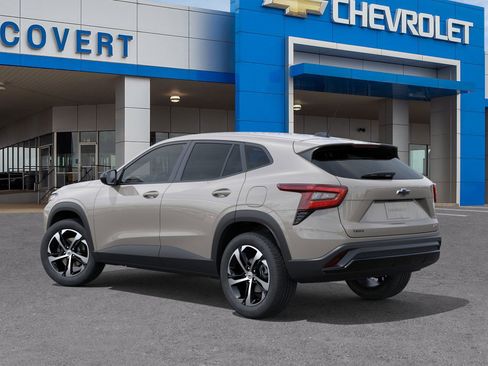 New 2026 Chevrolet Trax RS image 3