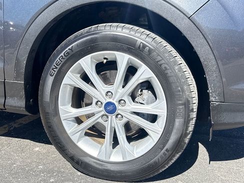 Used 2017 Ford Escape SE image 8