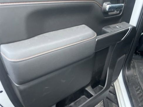 Used 2023 GMC Sierra 3500 AT4 w/ AT4 Premium Plus Package image 18