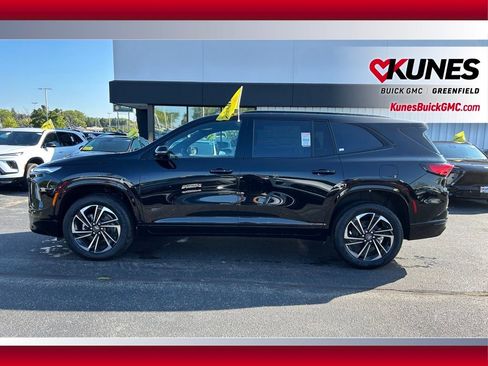 New 2026 Buick Enclave Sport Touring w/ LPO, Floor Liner Package image 5