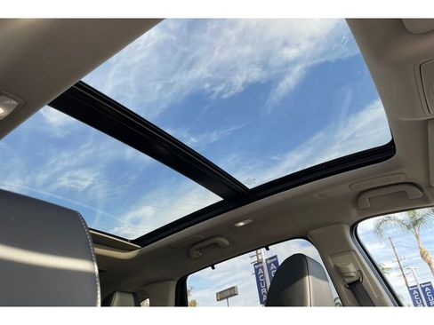 Certified 2025 Acura MDX SH-AWD w/ Technology Package image 21