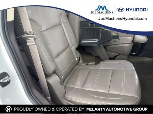 Used 2016 GMC Yukon Denali w/ Open Road Package image 27