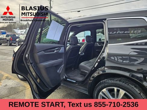 Used 2024 Cadillac XT6 Premium Luxury image 17