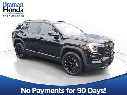 Used 2025 GMC Terrain Elevation w/ Black Edition
