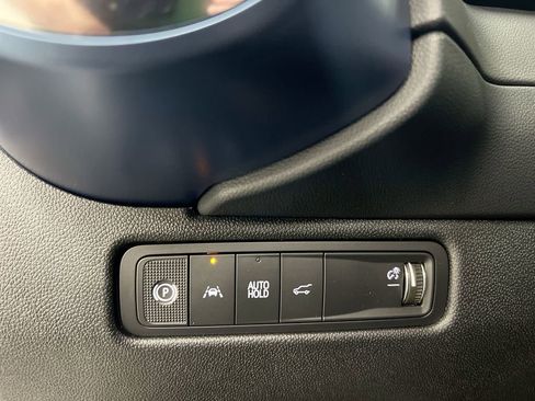 New 2026 Chevrolet Equinox EV LT image 18