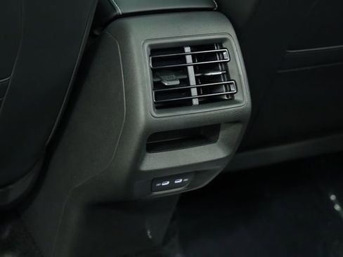 New 2026 Volkswagen Tiguan SE R-Line FWD image 35