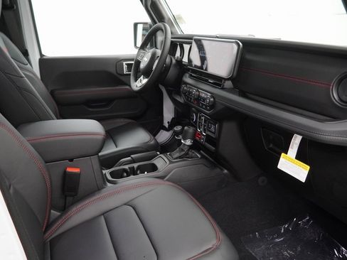 New 2026 Jeep Wrangler Unlimited Rubicon image 35