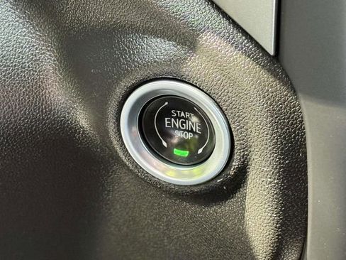Certified 2021 Chevrolet Silverado 1500 RST AWD/4WD image 19