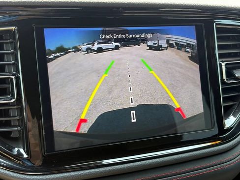 Used 2024 Dodge Durango GT RWD image 32