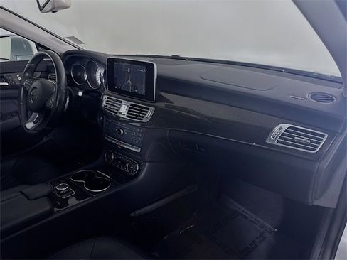 Used 2016 Mercedes-Benz CLS 400 4MATIC image 29