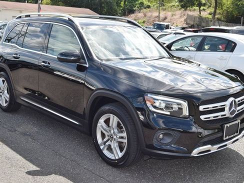 Used 2020 Mercedes-Benz GLB 250 4MATIC w/ Premium Package image 14