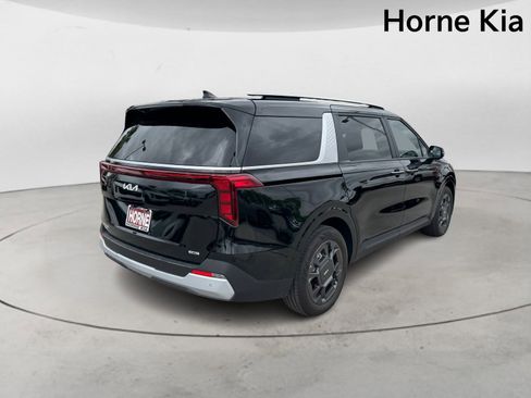 New 2026 Kia Carnival EX image 4