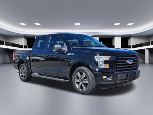 Used 2016 Ford F150 XLT w/ Equipment Group 302A Luxury image 8