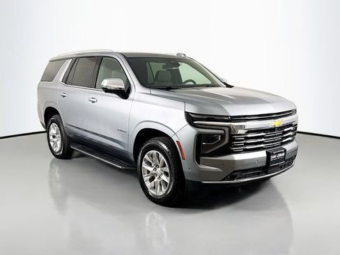 Used 2025 Chevrolet Tahoe Premier AWD/4WD image 1