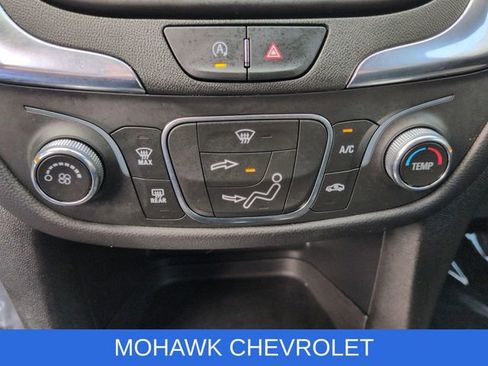Used 2023 Chevrolet Equinox LT AWD/4WD image 19