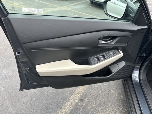 Used 2024 Honda Accord LX image 12