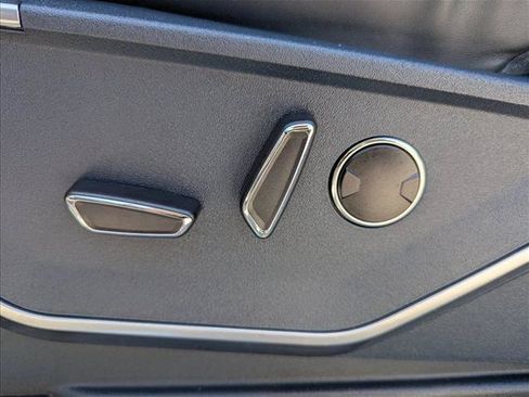 Used 2023 Ford F150 Limited AWD/4WD image 11