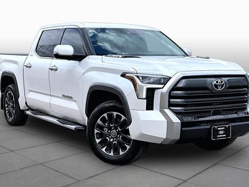 Used 2023 Toyota Tundra Limited AWD/4WD image 3