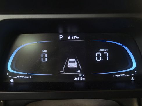 Used 2024 Hyundai Elantra SE FWD image 23