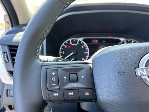 New 2026 Nissan Rogue SV w/ Cold Weather Package AWD/4WD image 13