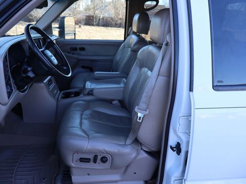 Used 2001 GMC Sierra 2500 SLT w/ SLT Marketing Option Pkg image 20