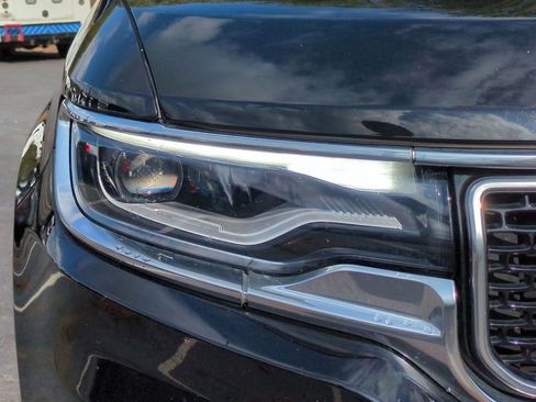 Used 2024 Jeep Wagoneer L Series II w/ Flexible Seating Group image 11