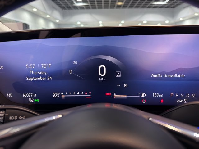 Used 2025 Buick Envision Avenir AWD/4WD image 19